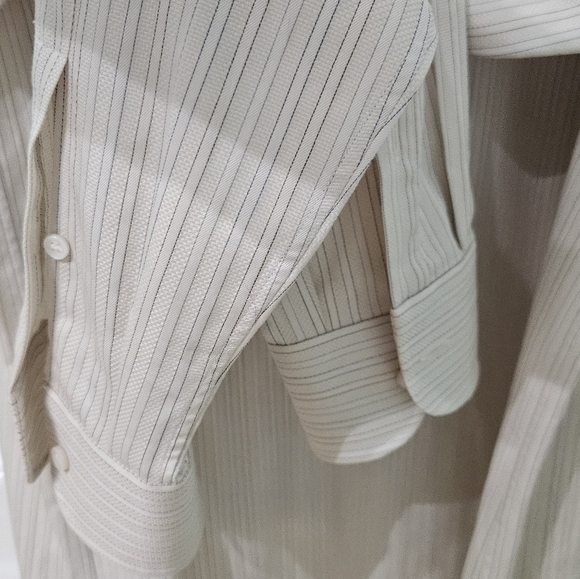 Brioni for Neiman Marcus Men's Pinstriped Cream Button-down Dress Shirt sz 16.5 - Picture 7 of 7